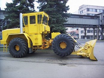 Трактор Кировец К-703МА-ДМ15